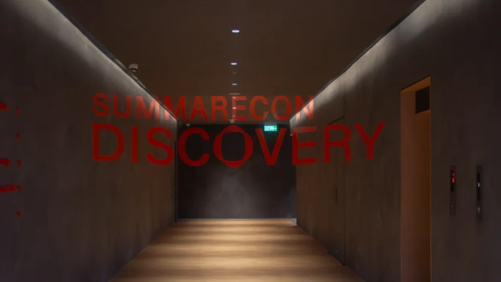 Summarecon Discovery Header